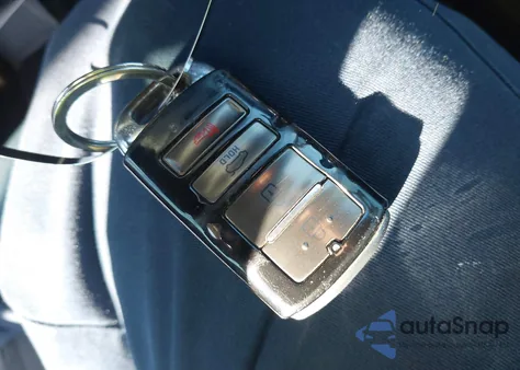 2017 Kia Cadenza Premium from USA, damaged, VIN KNALB4J16H5042335